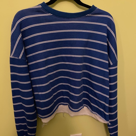 Blue Garage cropped sweater - Picture 4 of 5
